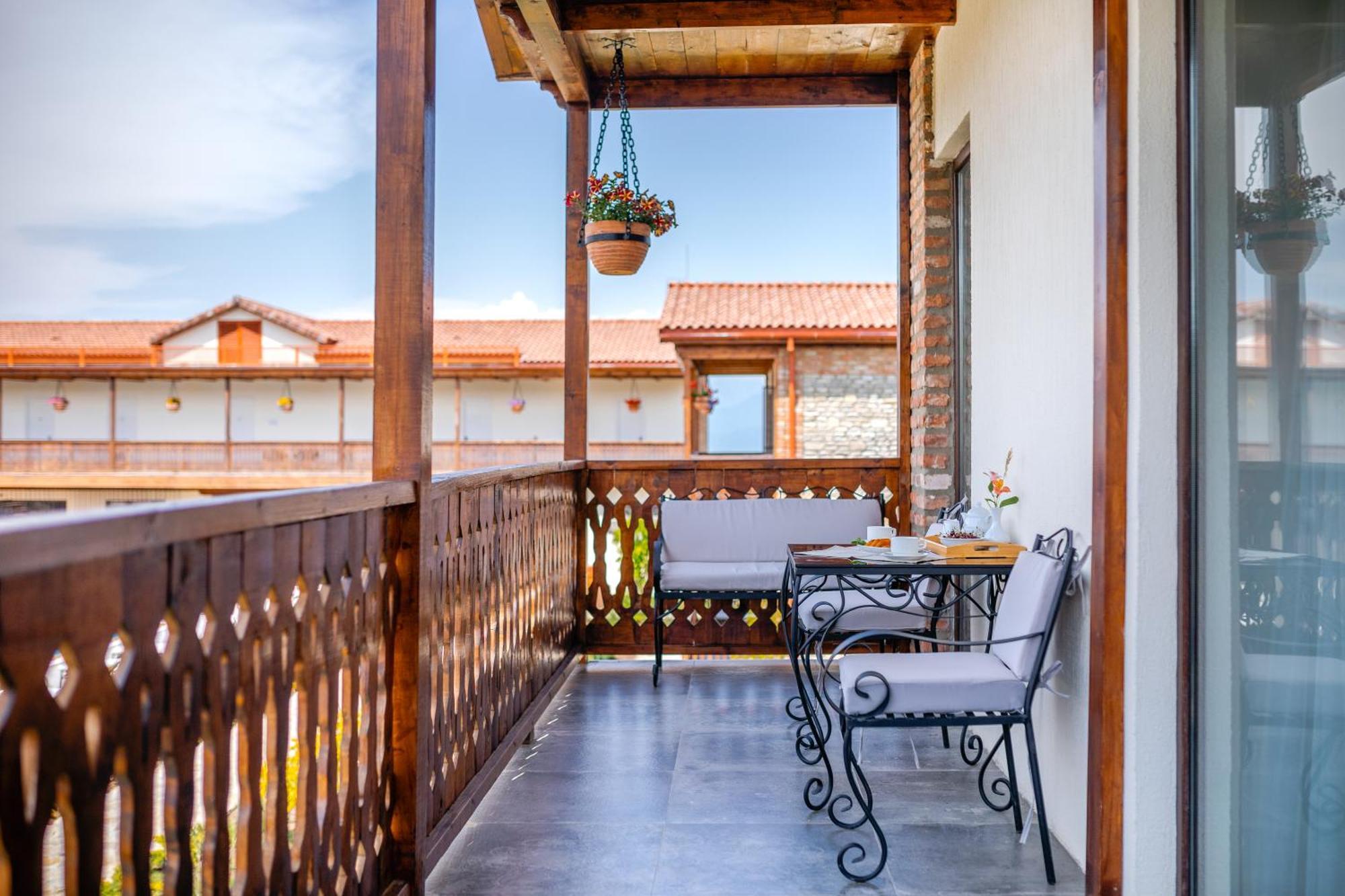 Château Mosmieri Hotel&Winery Telavi Quarto foto